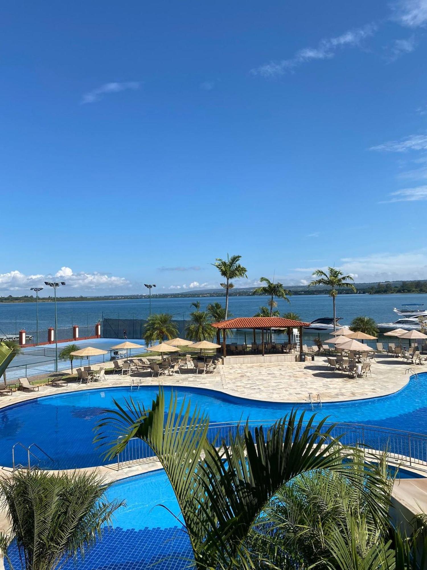 Flat Beira Lago No Centro De Bsb Brasília Exteriér fotografie