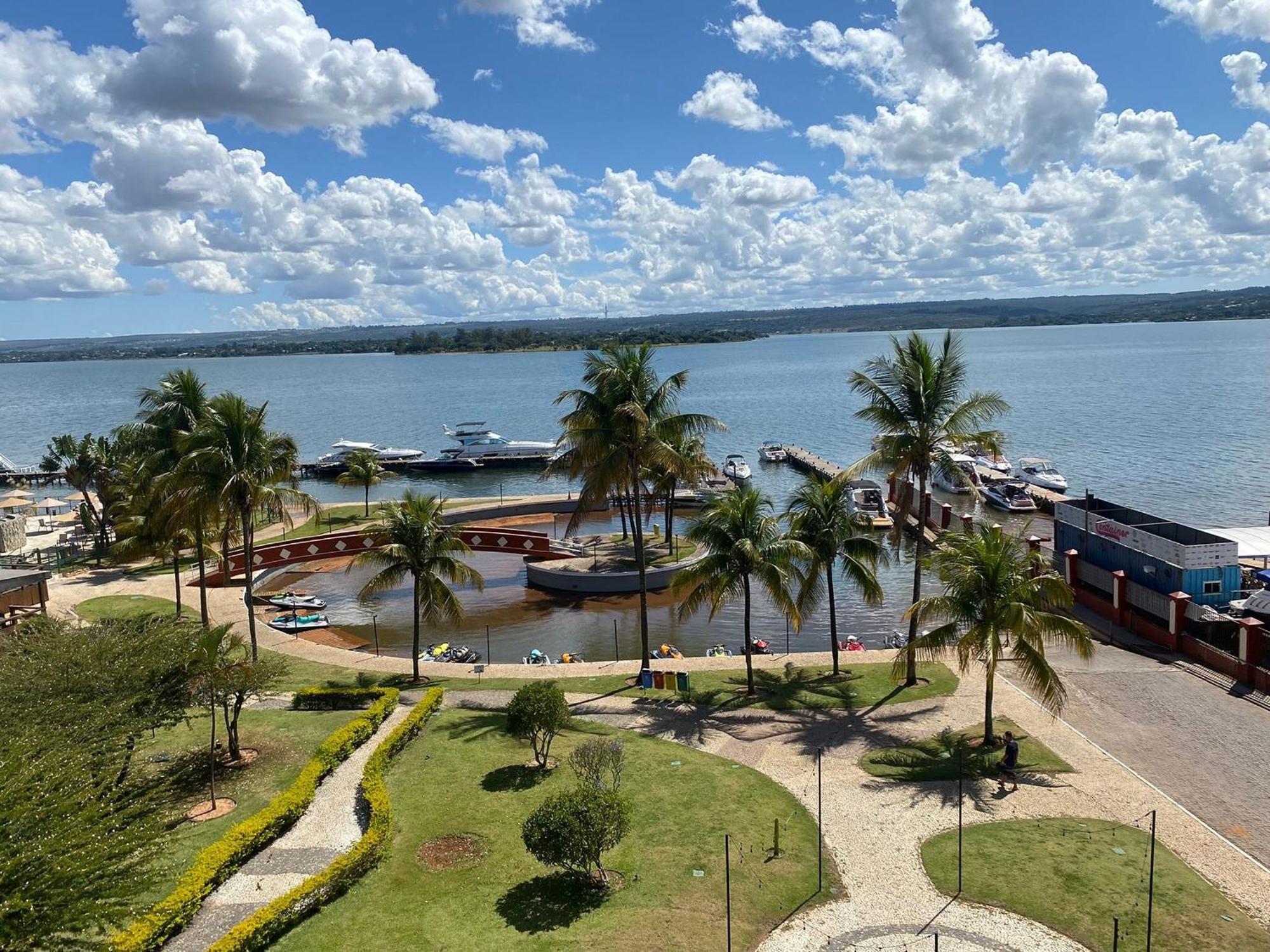 Flat Beira Lago No Centro De Bsb Brasília Exteriér fotografie