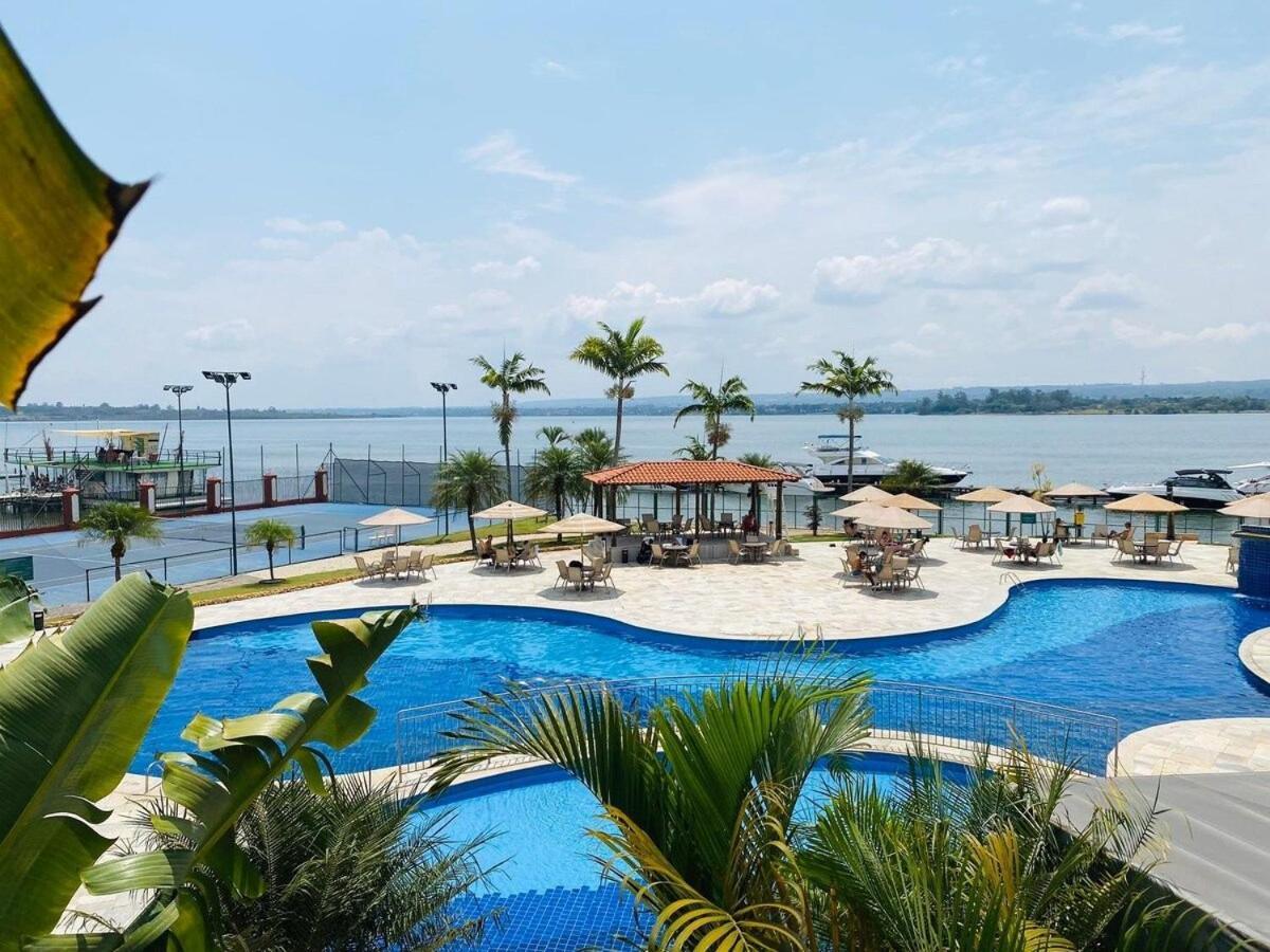 Flat Beira Lago No Centro De Bsb Brasília Exteriér fotografie
